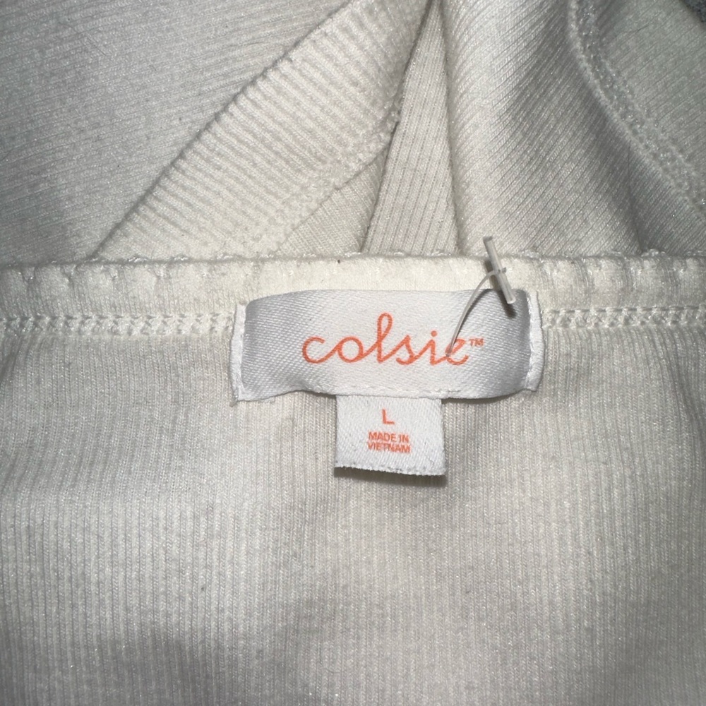 Colsie Cropped Tank - Picture 3 of 3